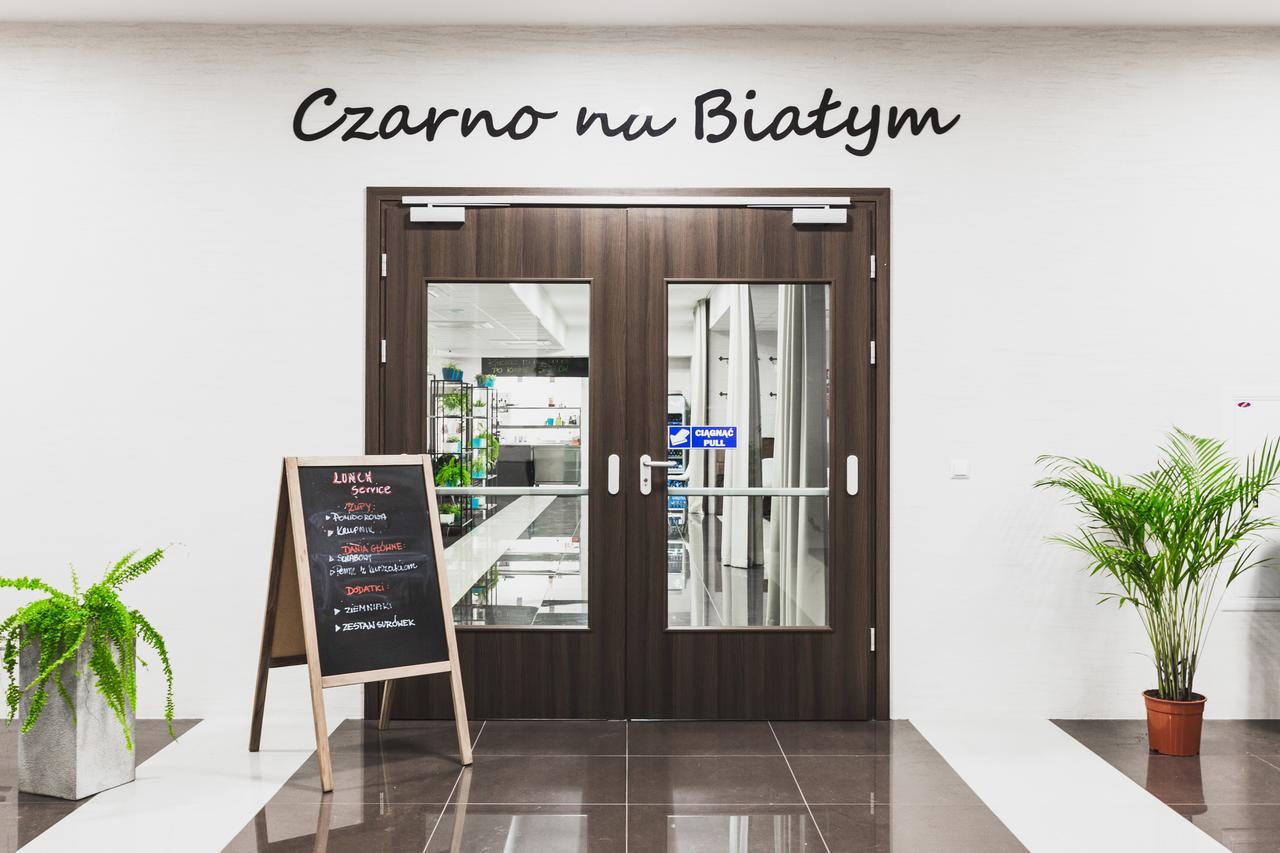 מלון קרקוב Czarno Na Bialym מראה חיצוני תמונה