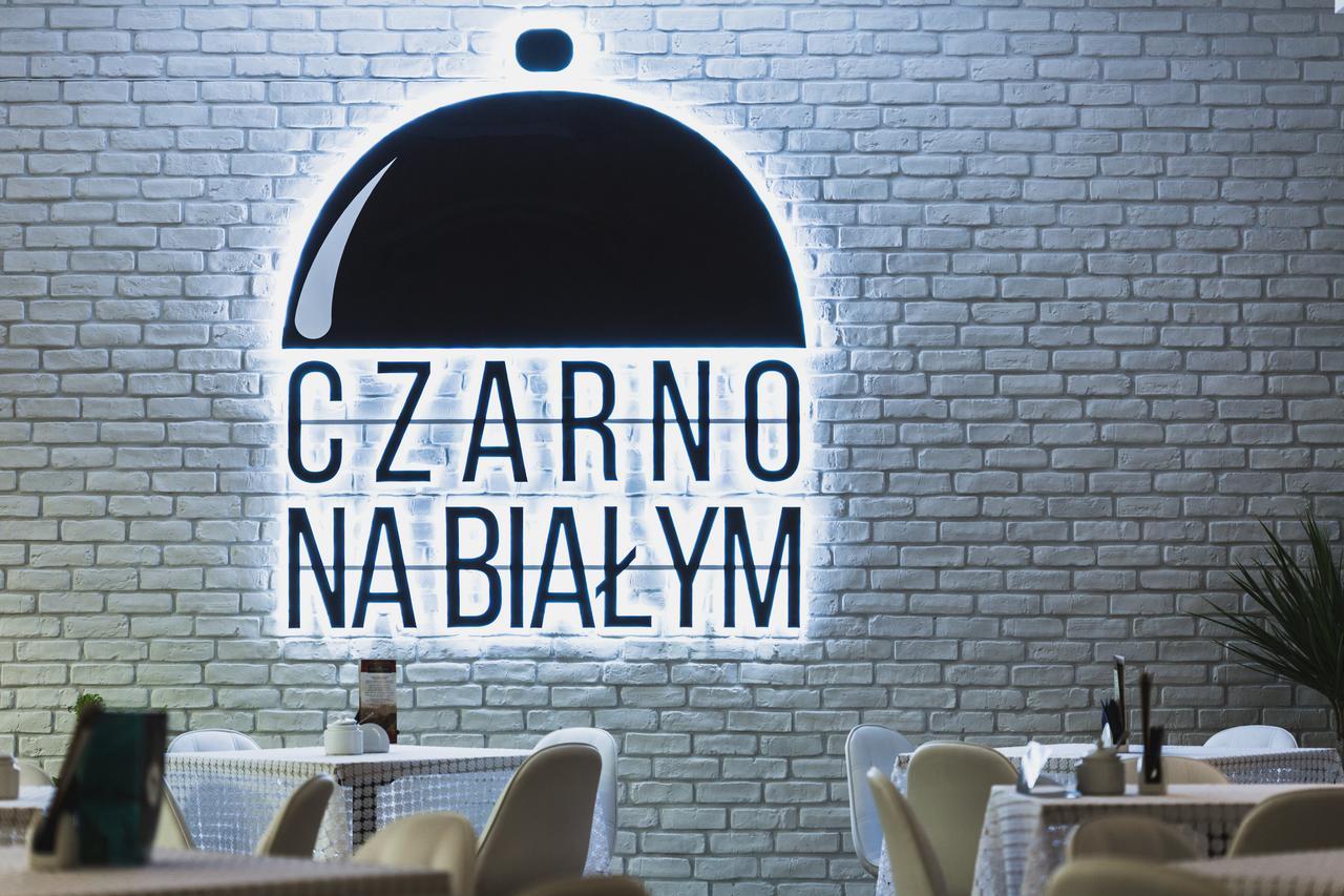 מלון קרקוב Czarno Na Bialym מראה חיצוני תמונה